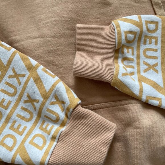 Tim Hortons x Deux Deux Limited Edition Hoodie – Size 8 - Picture 7 of 8